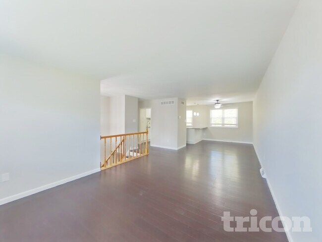 Foto del edificio - 3 Meadow Glen Rd