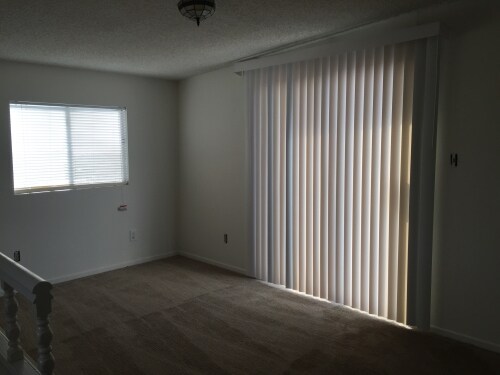 Building Photo - 1120 6th St