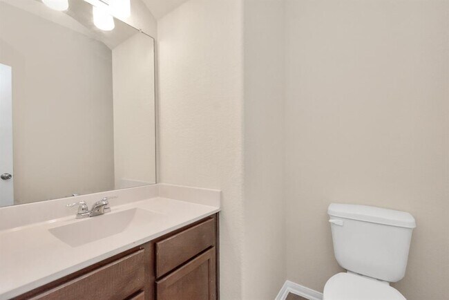 Building Photo - 3106 Ski Hill Rd