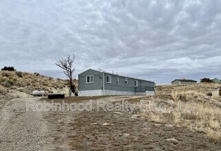 Building Photo - 563 Brent Dr