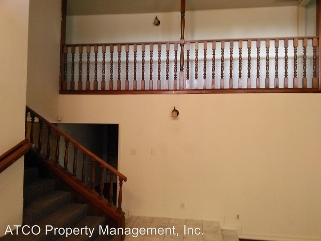 Building Photo - 4213 Comanche Dr