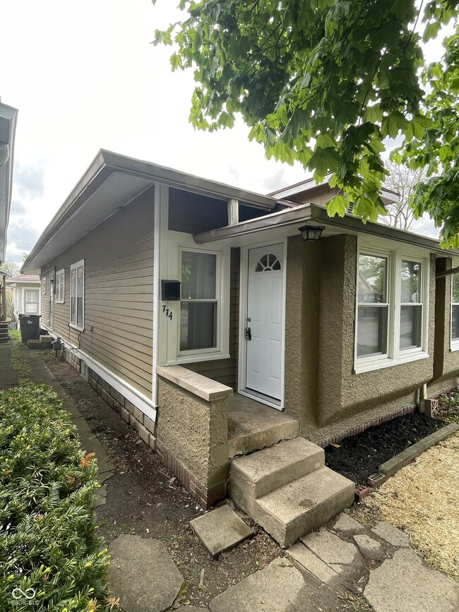 Foto del edificio - 774 Dequincy St