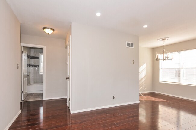 Foto del edificio - Fantastic 2bd/1ba home! Let yourself in!