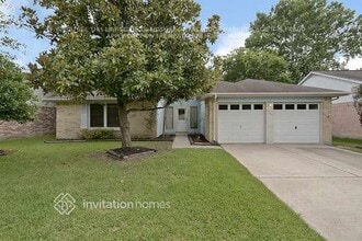 Building Photo - 17111 Coachmaker Dr