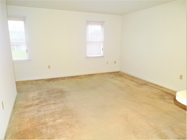 Building Photo - 205 Miller Rd