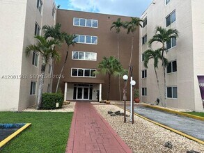 Building Photo - 6960 NW 186th St