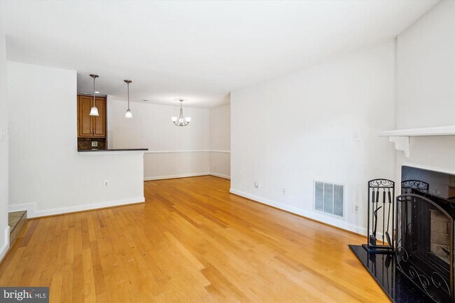 Foto del edificio - 18210 Chalet Dr