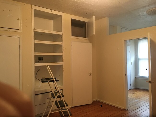 Building Photo - 110 Skillman Ave