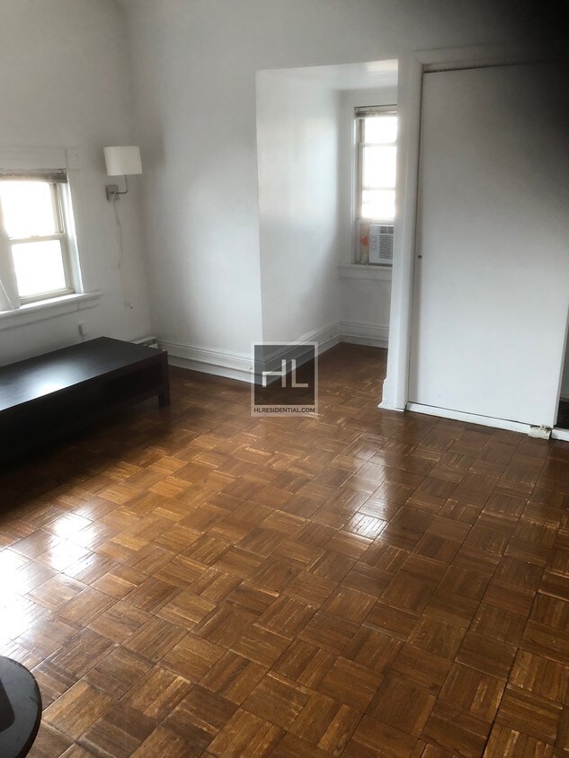 2102 Steinway St Unit 2 F, Queens, NY 11105 Apartment for Rent in