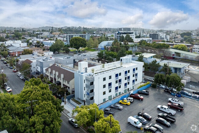 Context Photo - Rosemont Villas