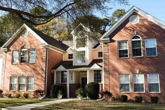 Building Photo - 4384 Daphne Ln