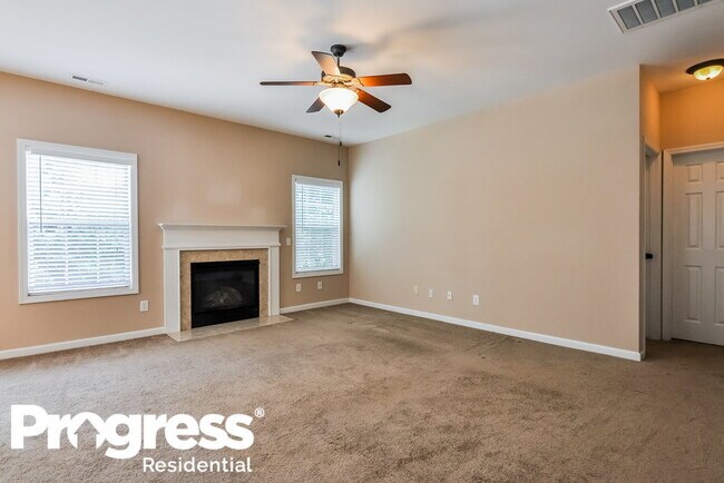 Foto del edificio - 2325 Rainy Lake St