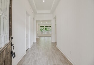 Building Photo - 13207 Westmont Heights Ln