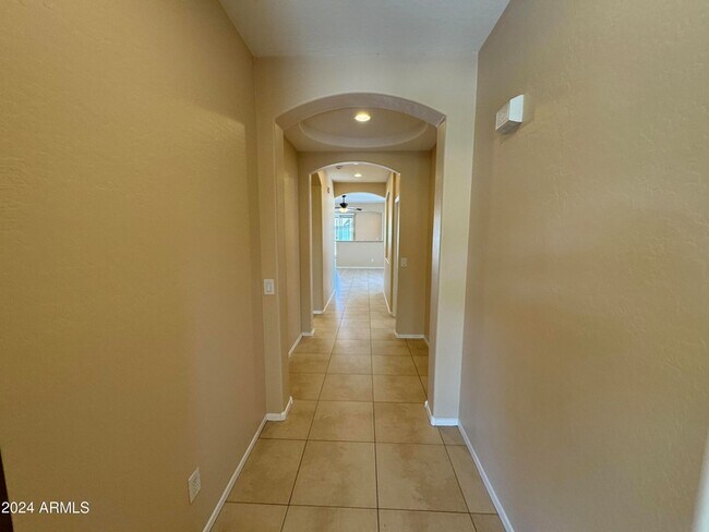 Foto del edificio - 13255 N 153rd Ln