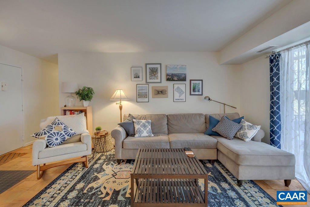 511 1st St N Unit 307, Charlottesville, VA 22902 Condo for Rent in