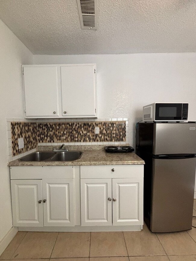 Photo - 4523 Ligustrum Way (Orlando, FL) House