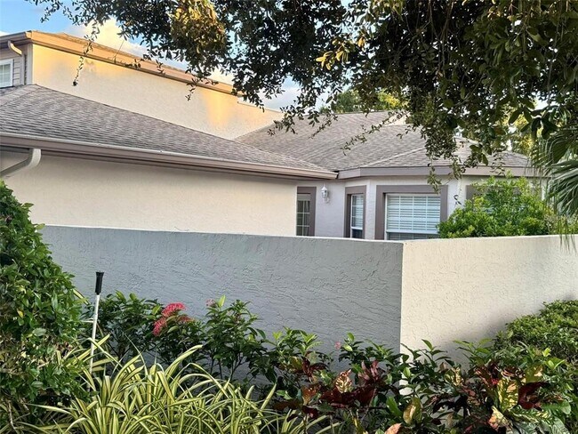 Foto del edificio - 4683 Winston Ln N