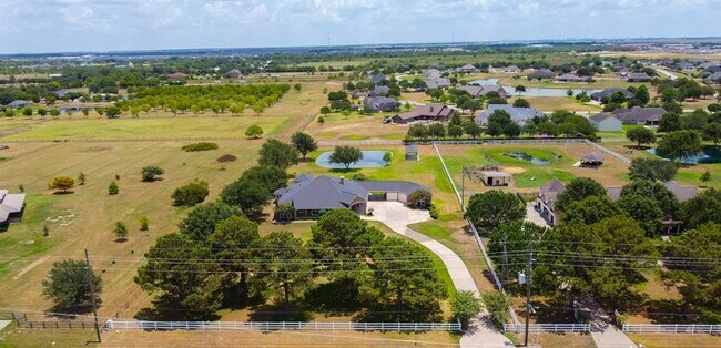 Foto del edificio - 4814 Pitts Rd