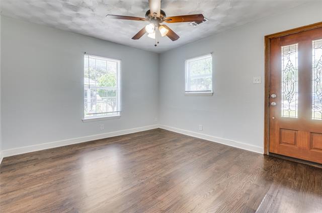 Building Photo - 511 Archer Ave