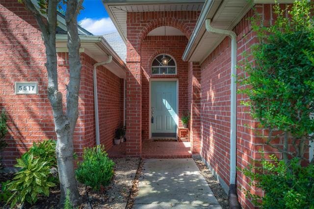 Building Photo - 5517 Hill Haven Ct
