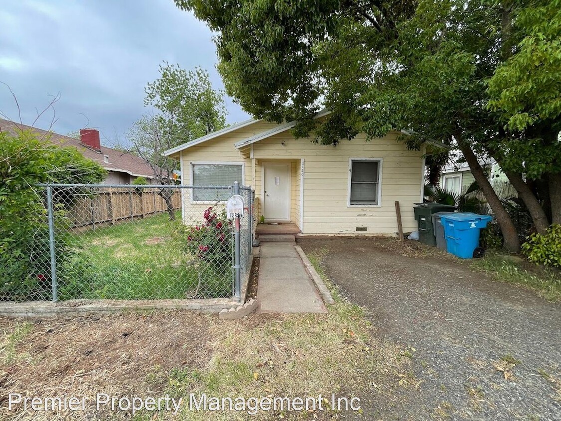 Primary Photo - 2 br, 1 bath House - 2120 B St