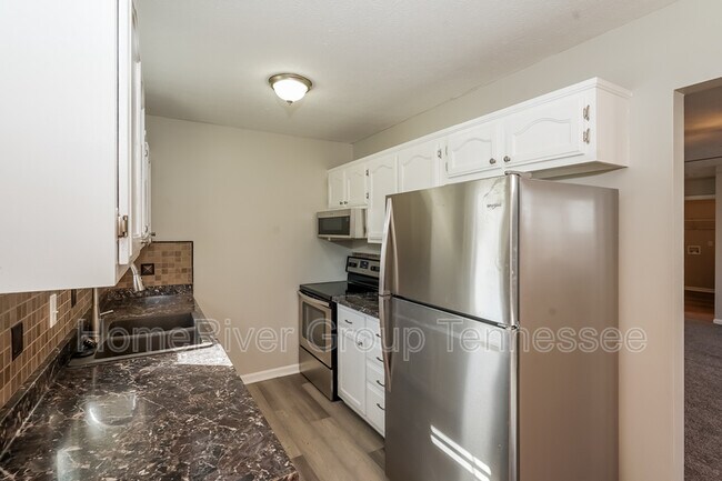 Foto del edificio - 109 River Bend Rd