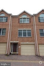 Building Photo - 1127 N Utah St