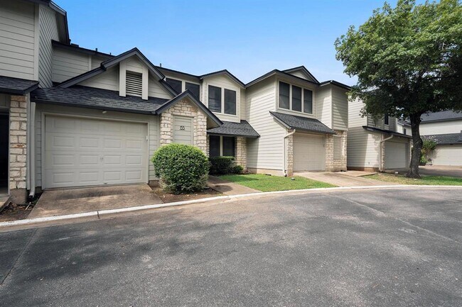 Foto del edificio - 12212 Brigadoon Ln