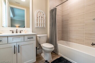 Building Photo - 16375 Viansa Wy