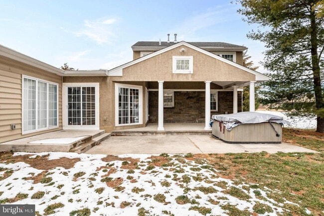 Building Photo - 1510 Sandy Hill Rd