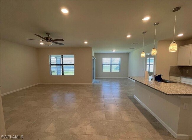 Foto del edificio - 10861 Firebush Cir