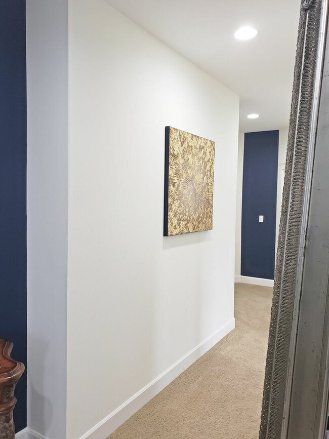 Building Photo - 4812 Beaver Pond Dr S