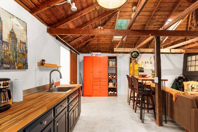 Foto del edificio - 3809 Billingsley St