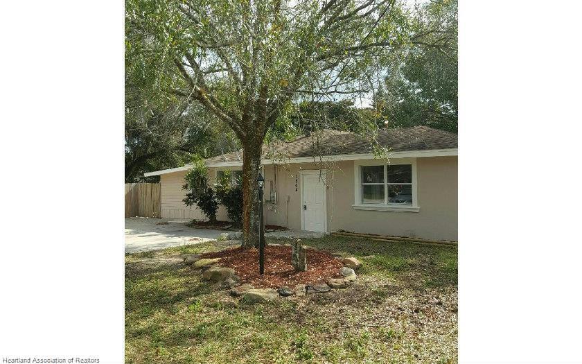 Primary Photo - 1504 N Lake Ave