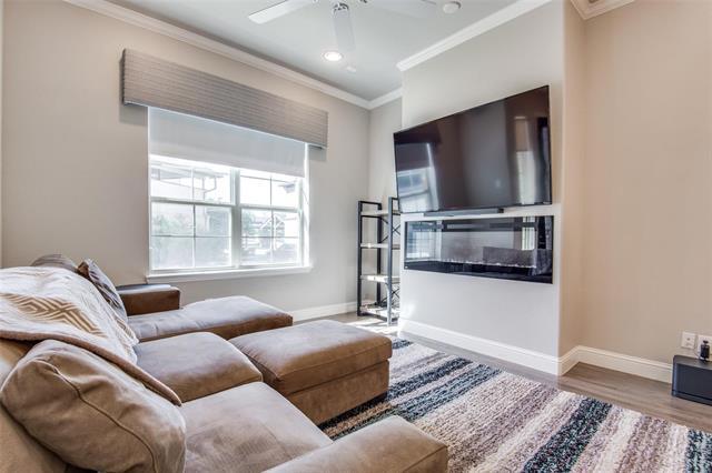 Foto del edificio - 2821 Lindale Dr