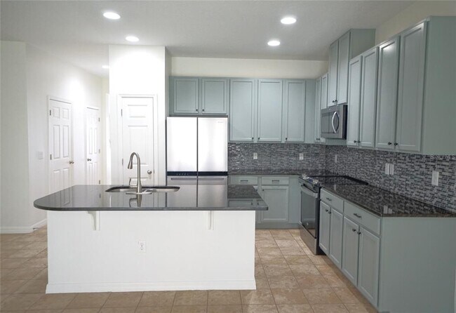 Foto del edificio - 4058 71st Ave N