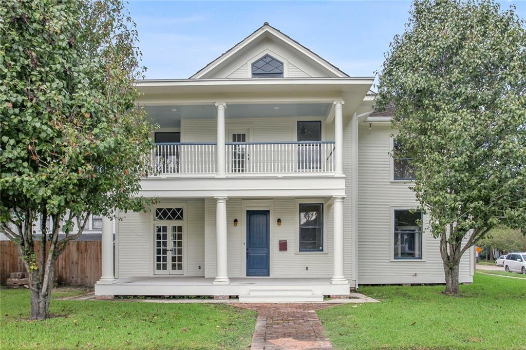 Foto principal - 738 Kirkman St