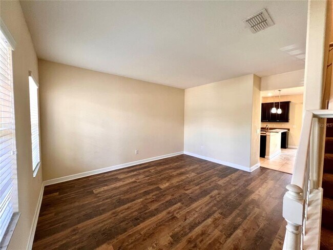 Building Photo - 5637 Water Pier Ln
