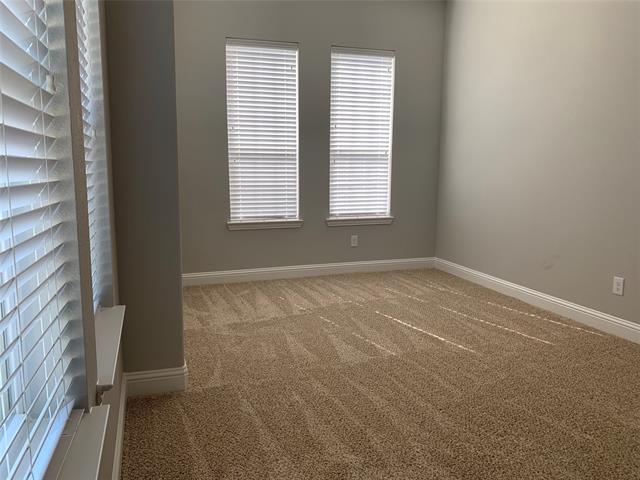 Foto del edificio - 13284 Bigelow Ln