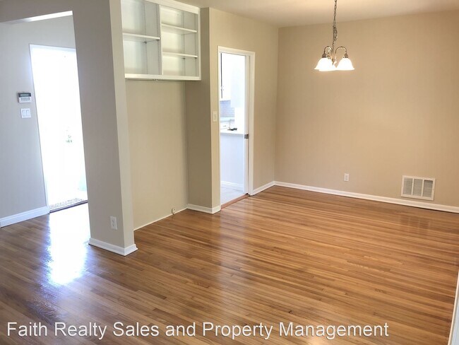 Building Photo - 4 br, 2 bath House - 432 Camino de Encanto