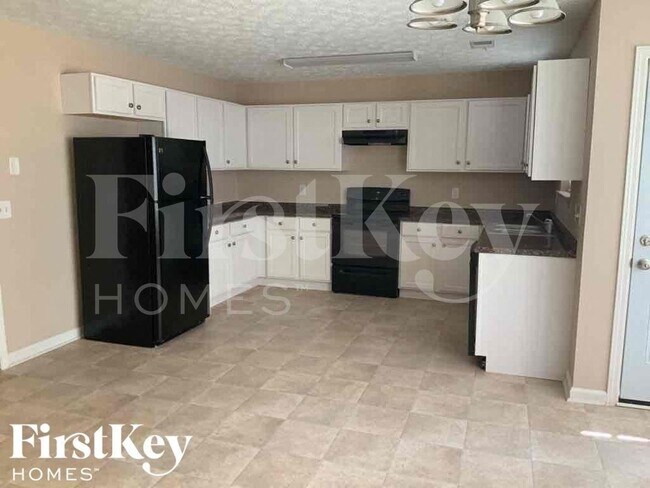 Building Photo - 100 Myrtle Grove Ln