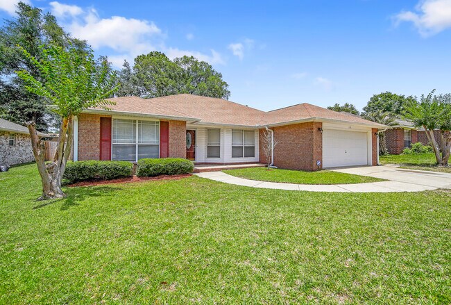 Building Photo - 2308 Caddy Shack Ln