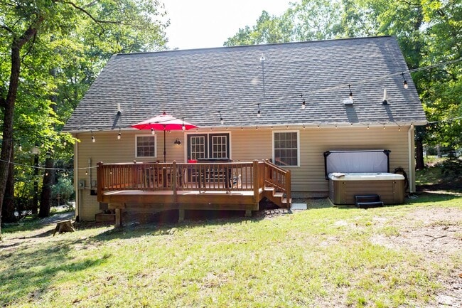 Building Photo - Spacious 4-Bedroom Home in Massanutten Resort