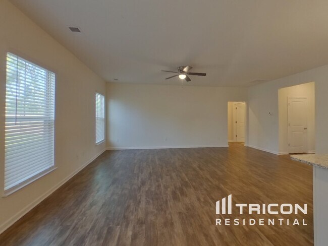 Building Photo - 6073 Haddington Dr