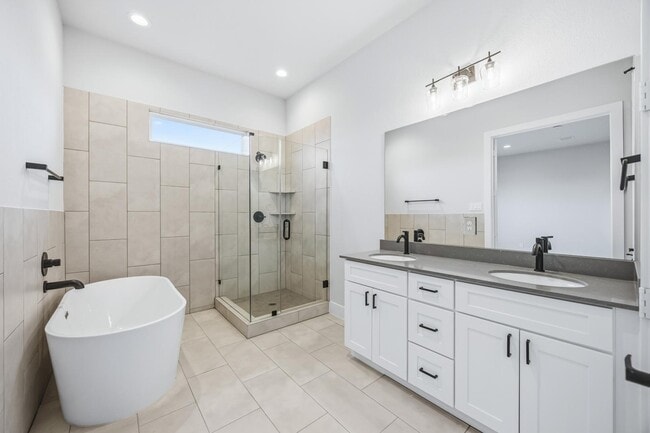 Photo - 6107 Campos Dr House