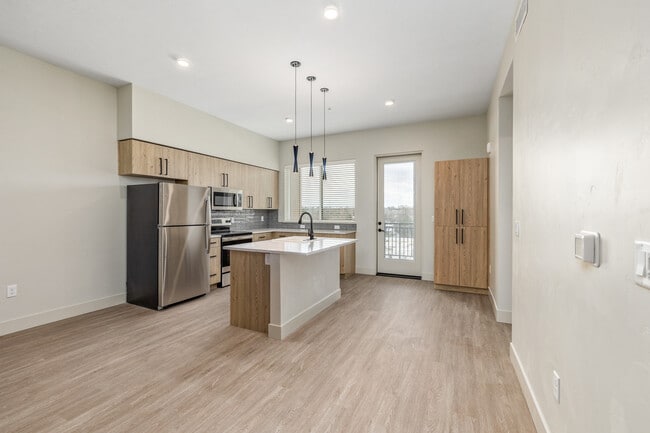 Plano de planta abierto - The Boardwalk Apartments