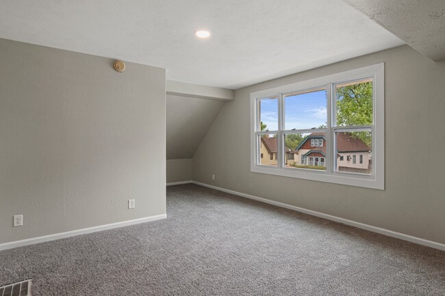 Large living room with nook - 624 Menomonee Ave