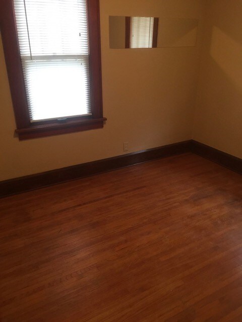 Building Photo - 1131 Ashland Ave