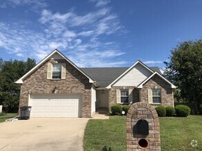 Building Photo - 3225 Veranda Cir