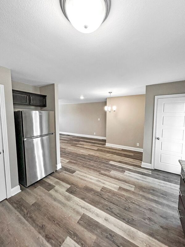 Building Photo - 1252 Cardinal Crk Dr